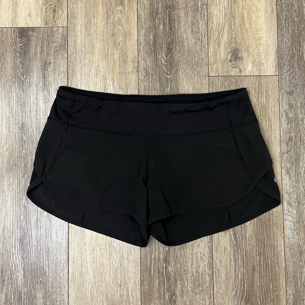 Lululemon Athletica Speed Up Shorts - Picture 3 of 9